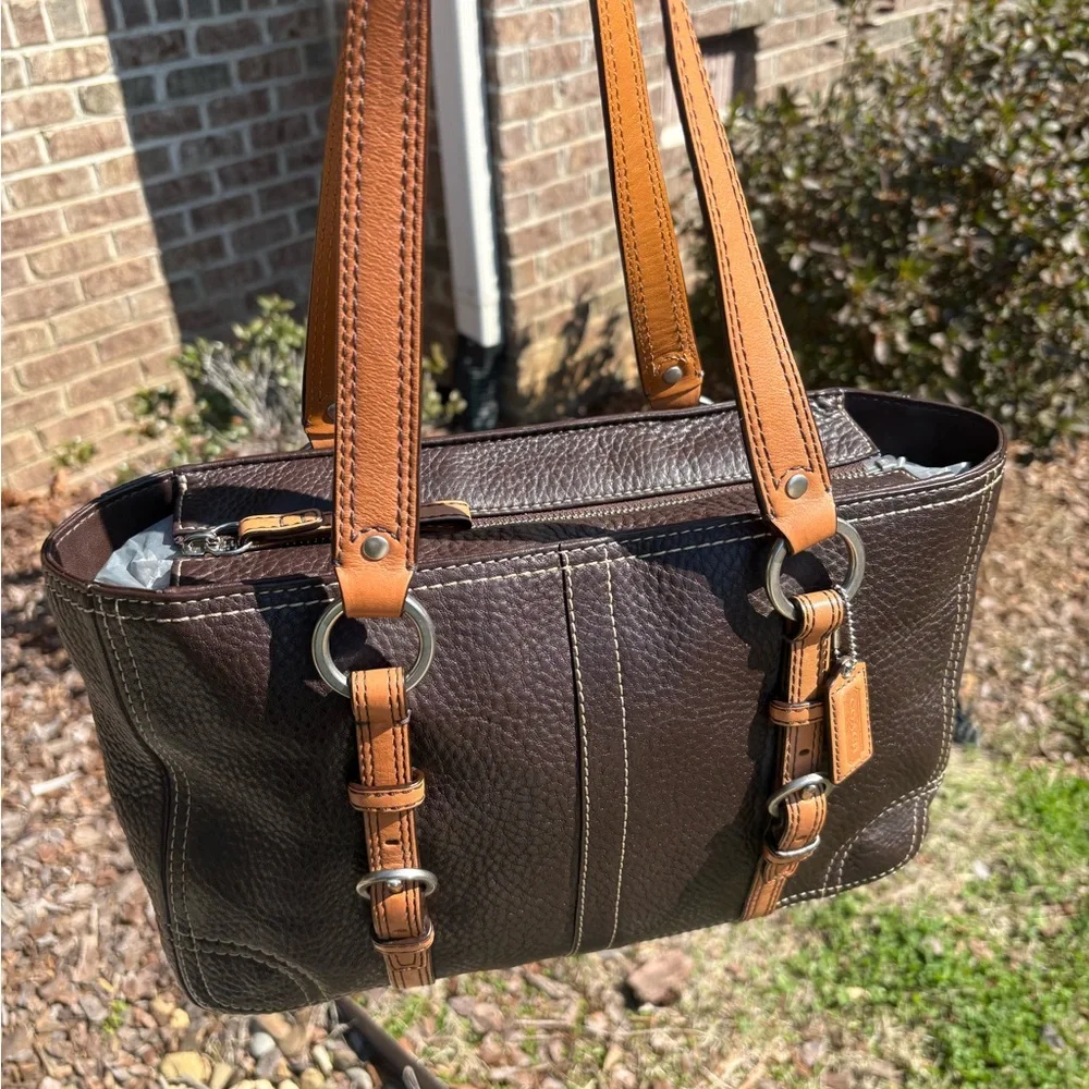 Coach Chelsea Brown Leather Tote EUC - Picture 1 of 10
